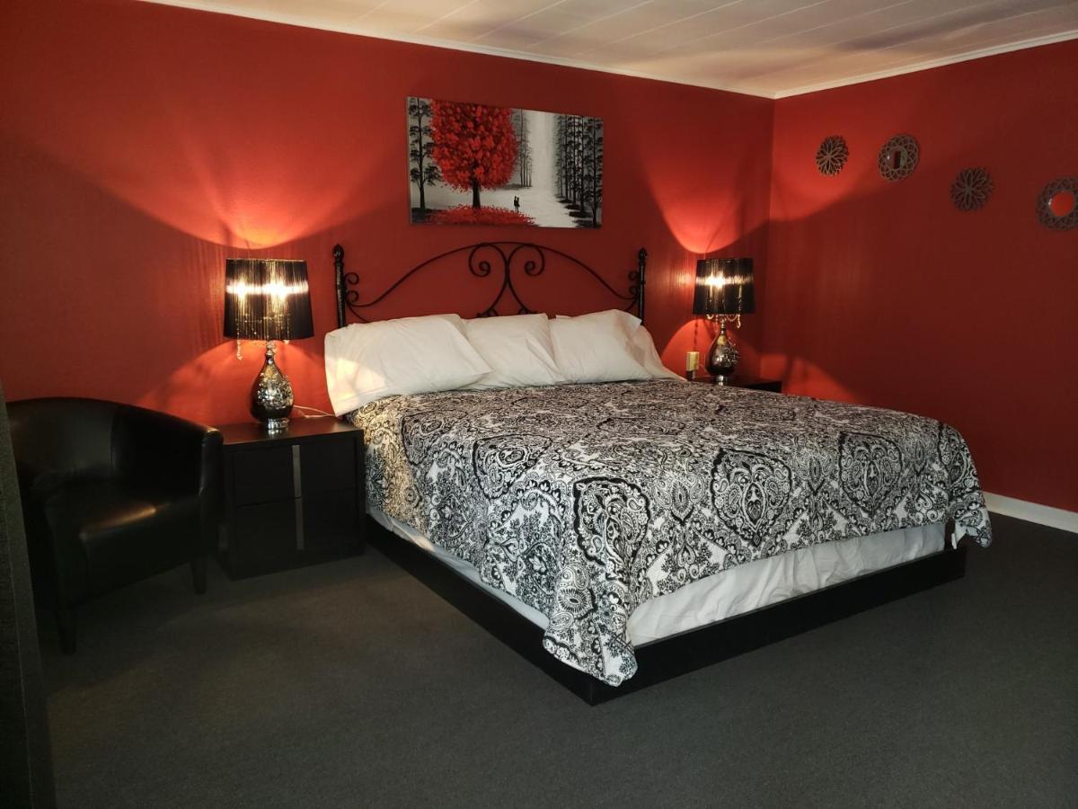 Schroon Lake Blue Ridge Motel מראה חיצוני תמונה