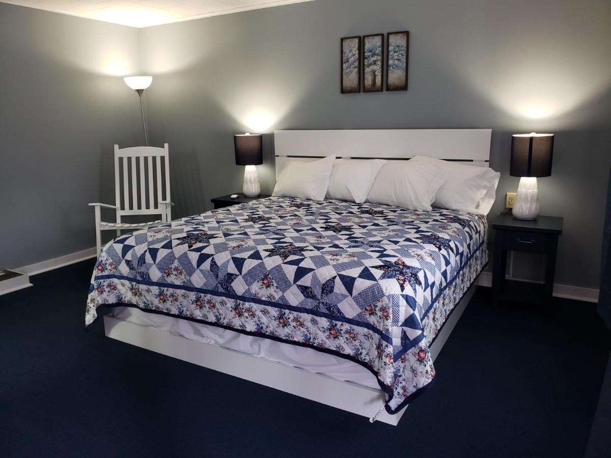 Schroon Lake Blue Ridge Motel מראה חיצוני תמונה